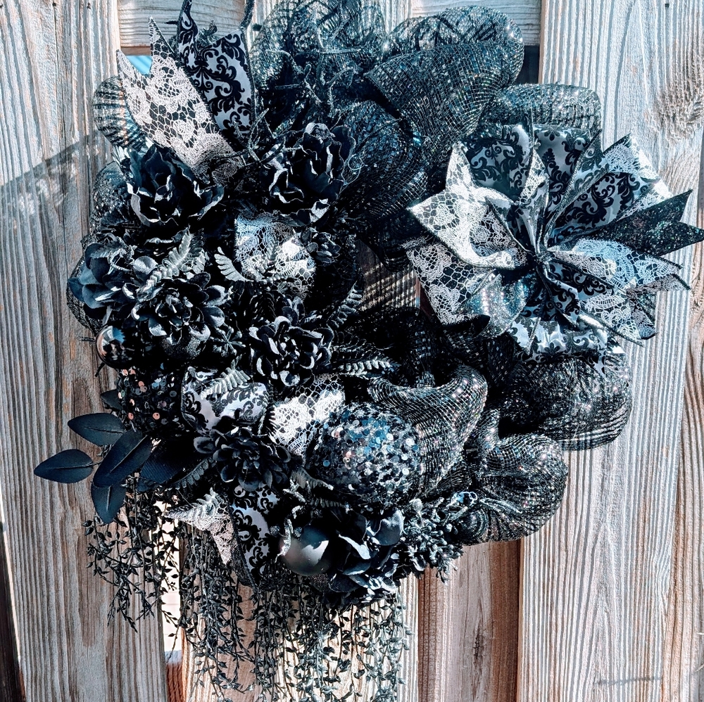 Elegant Black and White Floral Wreath